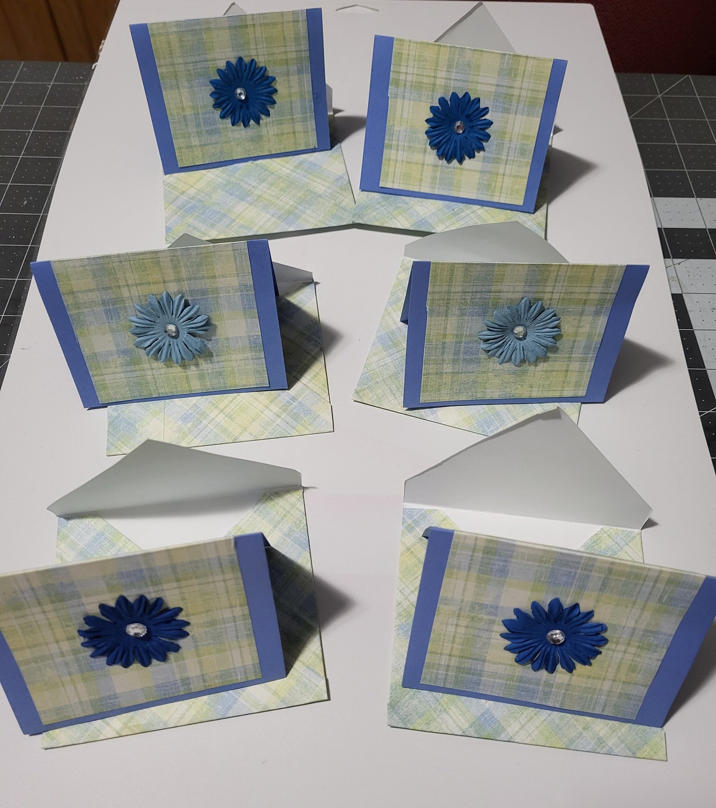 Patterned Envelopes